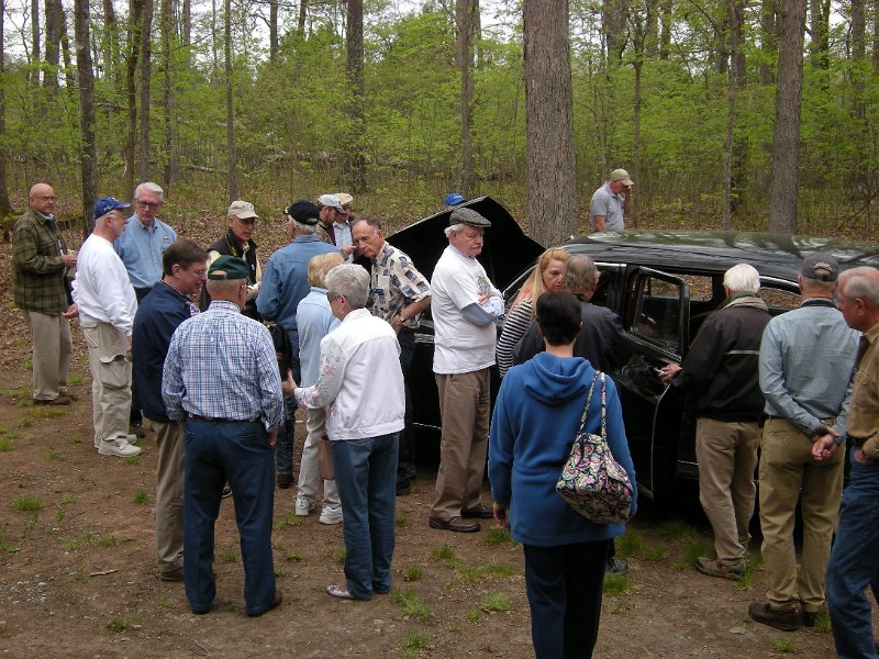 Image 029.JPG - ODPCers  at Pine Knot around the Packard limo owned by Jerome Beasley (Bob Robb photo)